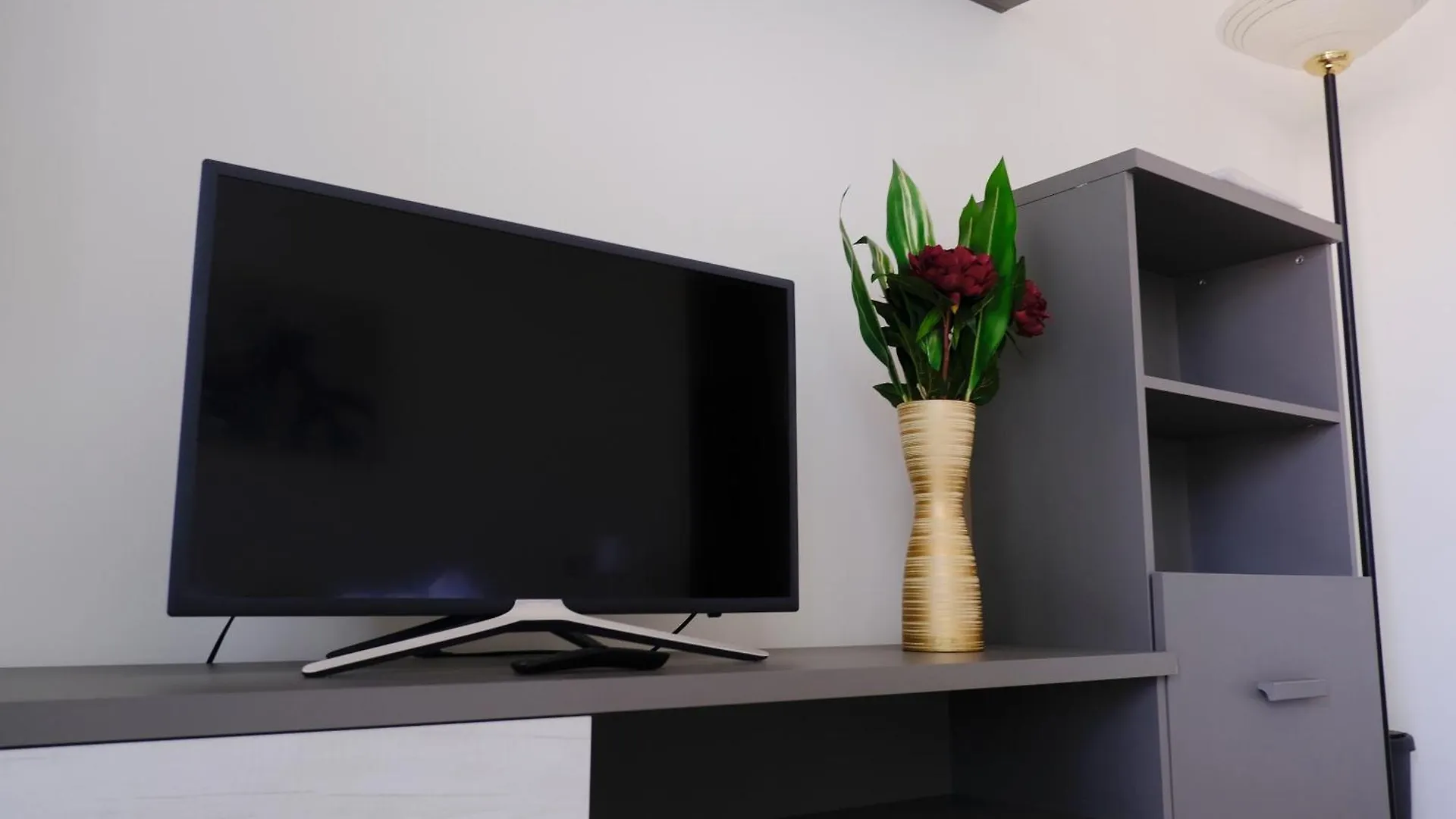 Bwr - Elegant Loft With Terrace, San Siro Apartment Milan 0*,  Italy